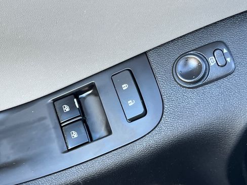Used 2013 Chevrolet Camaro LS RWD image 13