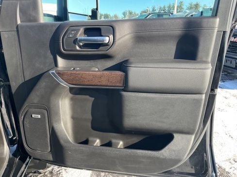 Used 2020 GMC Sierra 2500 Denali w/ Denali Ultimate Package image 11
