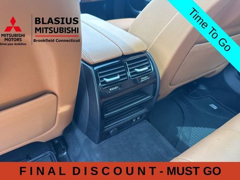 Used 2023 BMW 530i xDrive w/ Convenience Package AWD/4WD image 39