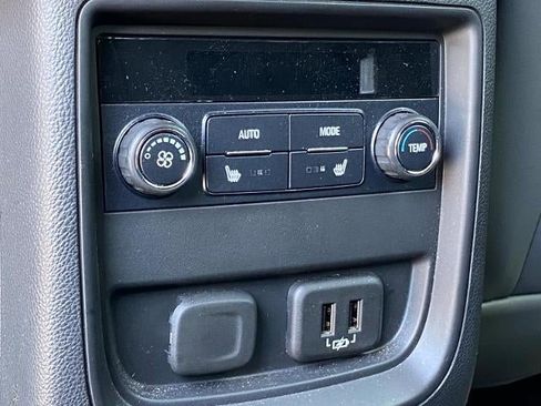 Used 2020 Buick Envision Essence w/ LPO, Cargo Package FWD image 20
