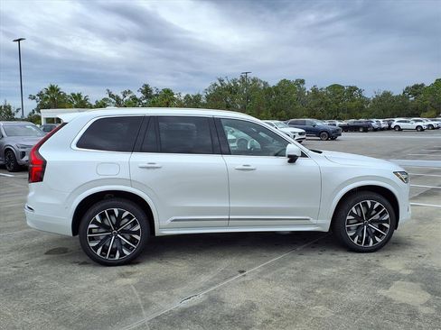 New 2026 Volvo XC90 B6 Plus w/ Protection Package Premier image 8