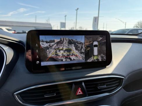 Used 2023 Hyundai Santa Fe Limited image 29