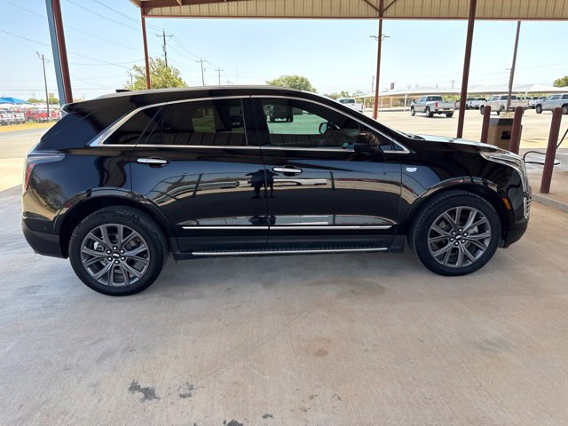 Used 2019 Cadillac XT5 Premium Luxury w/ Sport Package FWD image 9