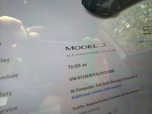 Used 2020 Tesla Model 3 Standard Range RWD image 2
