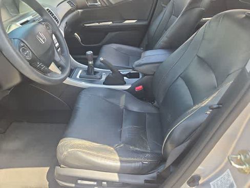 Used 2014 Honda Accord EX image 16