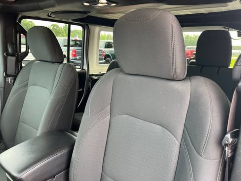 Used 2021 Jeep Wrangler Unlimited Sport AWD/4WD image 15