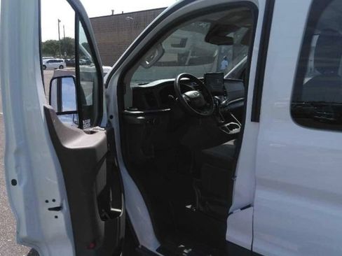 Used 2024 Ford Transit 350 XLT RWD image 13