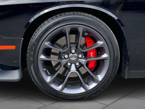 Used 2023 Dodge Challenger GT w/ Plus Package image 10