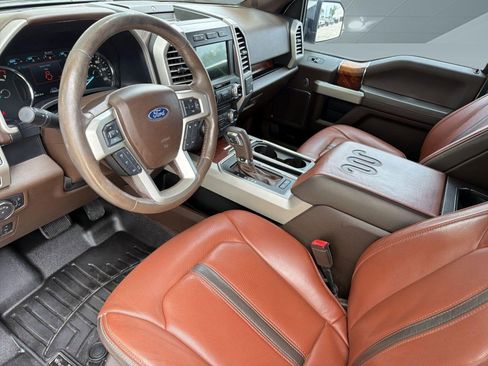 Used 2018 Ford F150 King Ranch w/ Equipment Group 601A Luxury AWD/4WD image 4