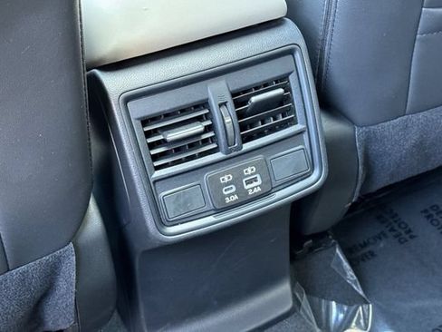 Used 2025 Subaru Forester Premium w/ Convenience Package #1 AWD/4WD image 14
