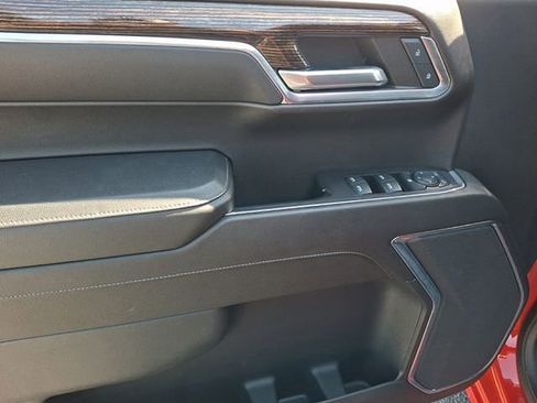 Used 2023 GMC Sierra 1500 Elevation image 12