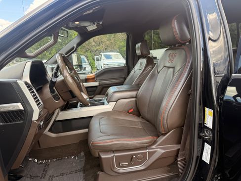 Used 2017 Ford F350 King Ranch w/ FX4 Off-Road Package image 10