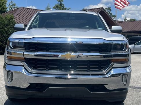 Used 2018 Chevrolet Silverado 1500 LT w/ All Star Edition image 8