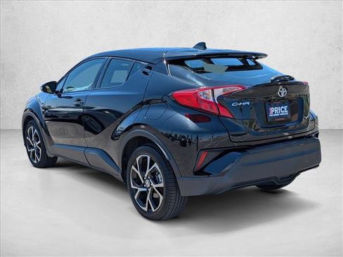 Used 2021 Toyota C-HR XLE FWD image 8