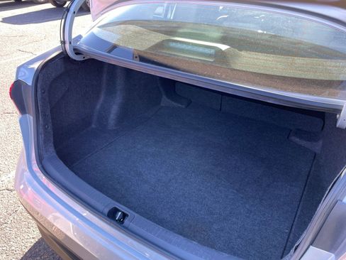 Used 2025 Toyota Corolla LE image 30