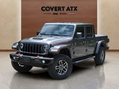 Used 2024 Jeep Gladiator Mojave AWD/4WD image 1