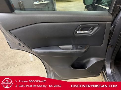 Certified 2025 Nissan Rogue SV AWD/4WD image 28