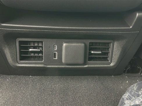 New 2026 GMC Sierra 2500 SLT w/ X31 Off-Road Package image 17