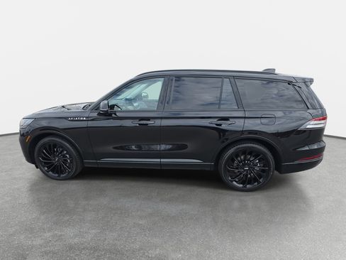 New 2026 Lincoln Aviator Reserve image 8