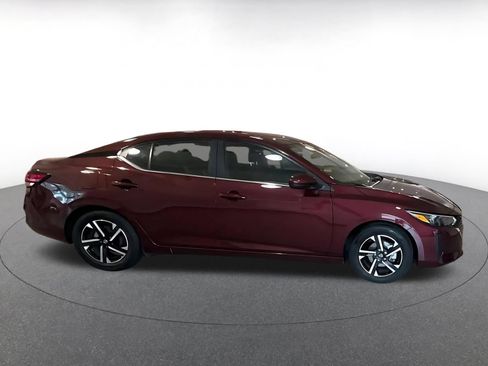 Used 2025 Nissan Sentra SV FWD image 15