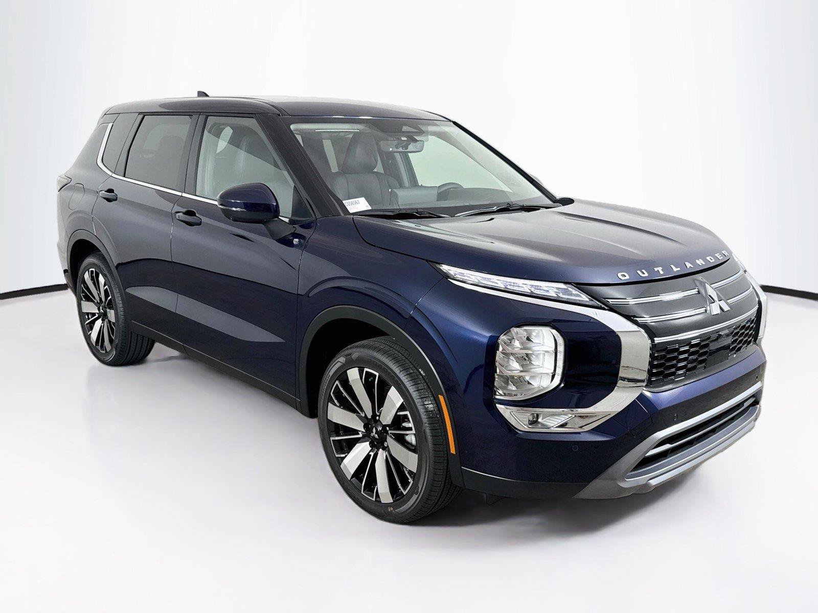 New 2026 Mitsubishi Outlander SE FWD image 7