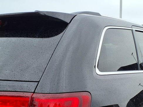 Used 2021 Jeep Grand Cherokee Laredo X image 28