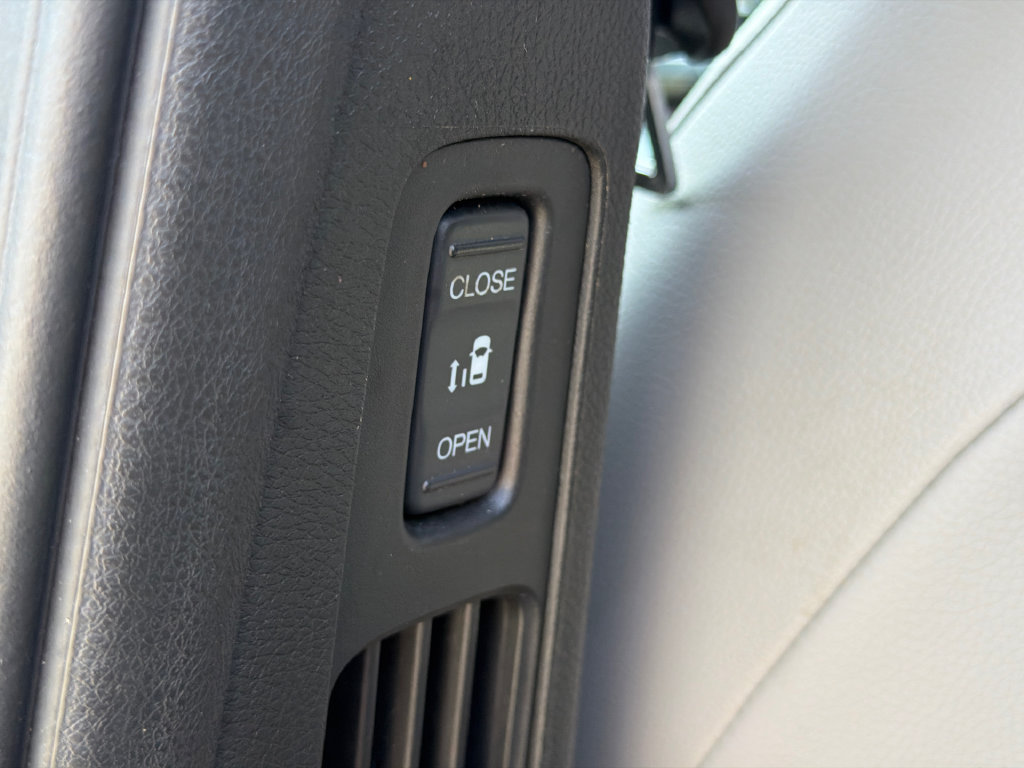 Used 2019 Honda Odyssey EX-L image 21