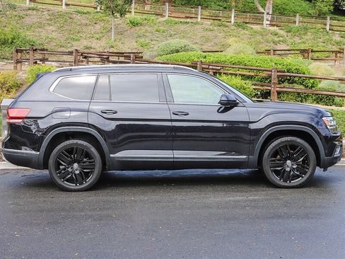 Used 2019 Volkswagen Atlas SEL Premium image 7