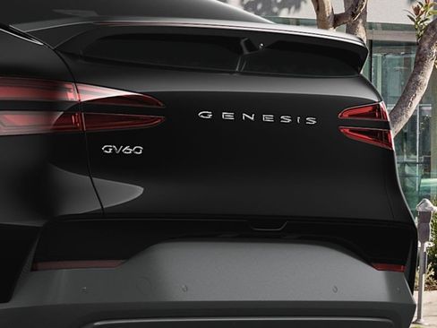 New 2025 Genesis GV60 Advanced image 16