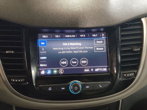 Used 2020 Chevrolet Trax LT w/ Driver Confidence Package FWD image 25