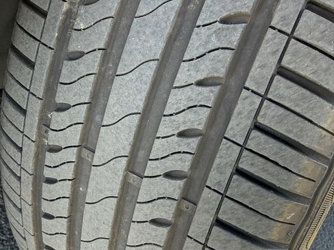 Certified 2019 Toyota Camry LE image 31