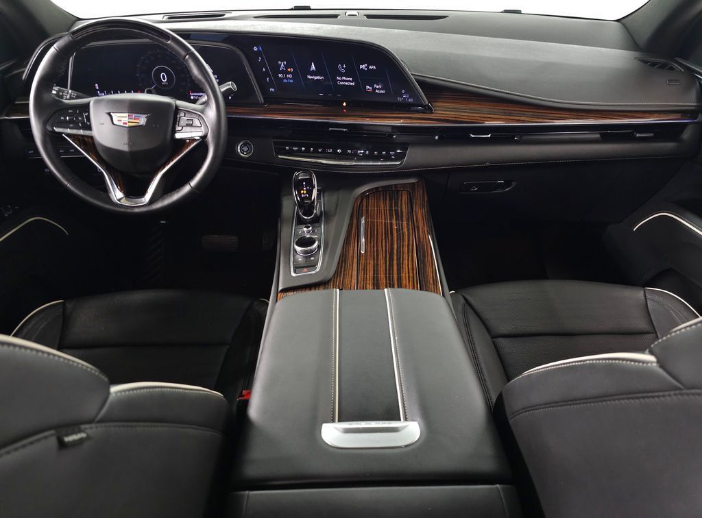 Certified 2024 Cadillac Escalade ESV Premium Luxury AWD/4WD image 13