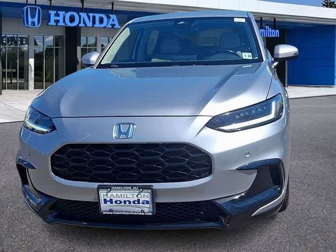 Used 2023 Honda HR-V EX-L image 3