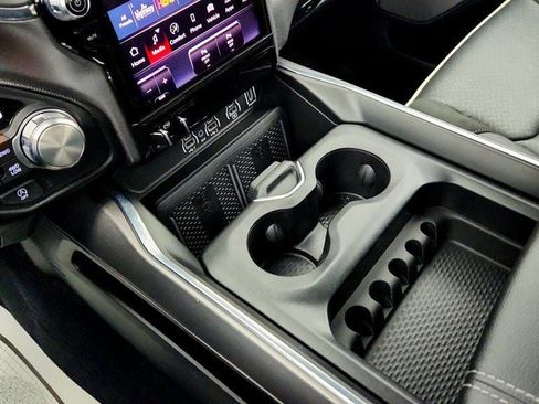 Used 2025 RAM 1500 Laramie w/ Night Edition AWD/4WD image 17