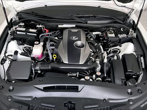 Used 2024 Lexus IS 300 w/ Comfort Package RWD image 12