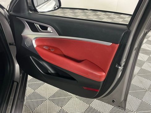 Used 2023 Genesis G70 3.3T w/ Sport Advanced Package image 33