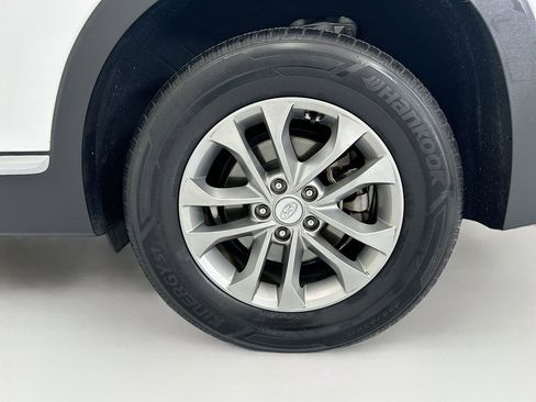 Used 2020 Hyundai Santa Fe SEL image 29