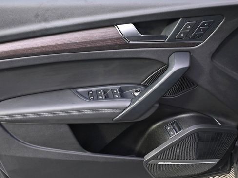 Used 2022 Audi Q5 e Prestige image 22