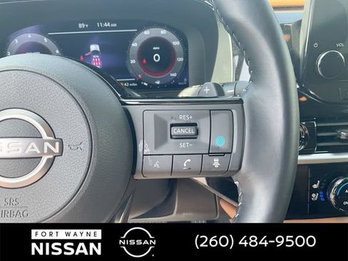 Certified 2025 Nissan Pathfinder Platinum w/ Cargo Package AWD/4WD image 27
