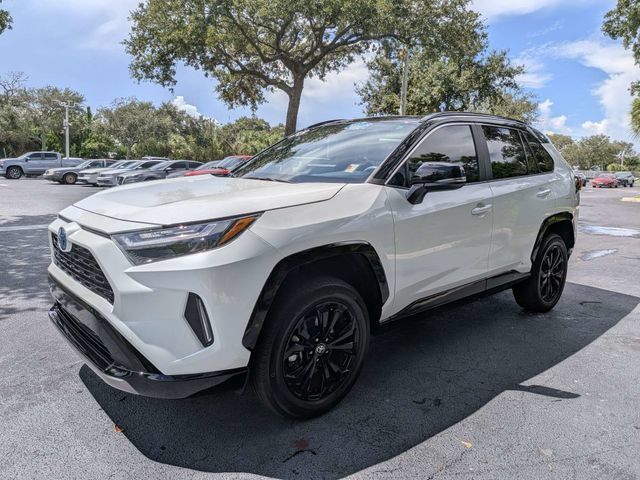 Used 2023 Toyota RAV4 XSE AWD/4WD image 7