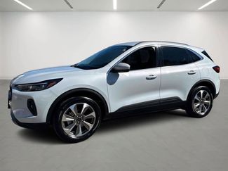 Used 2025 Ford Escape Platinum video 1