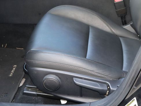 Used 2019 MAZDA MAZDA3 Sedan w/ Select Package FWD image 13
