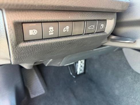 Certified 2025 Toyota Camry SE FWD image 24