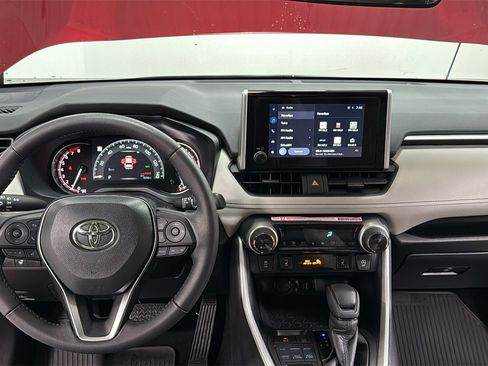 Certified 2025 Toyota RAV4 XLE w/ Convenience Package image 9