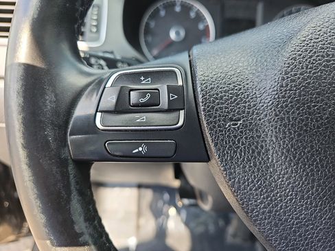 Used 2012 Volkswagen Jetta SE image 23