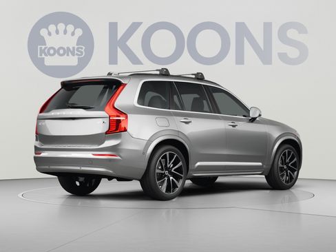 Used 2023 Volvo XC90 B6 Plus w/ Protection Package AWD/4WD image 4