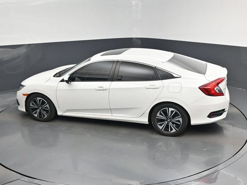 Used 2018 Honda Civic EX-L image 14