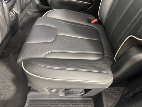 Used 2024 Hyundai Palisade SEL w/ Premium Package FWD image 36