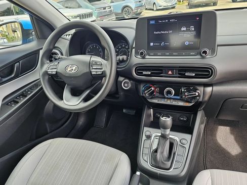Used 2022 Hyundai Kona SEL w/ Cargo Package AWD/4WD image 11