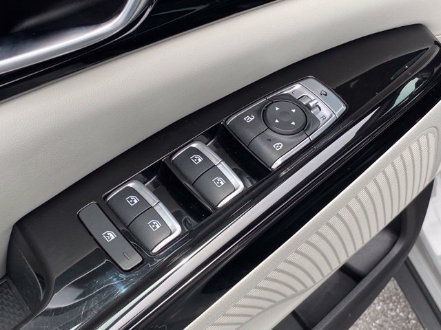 Used 2023 Kia Carnival SX FWD image 12